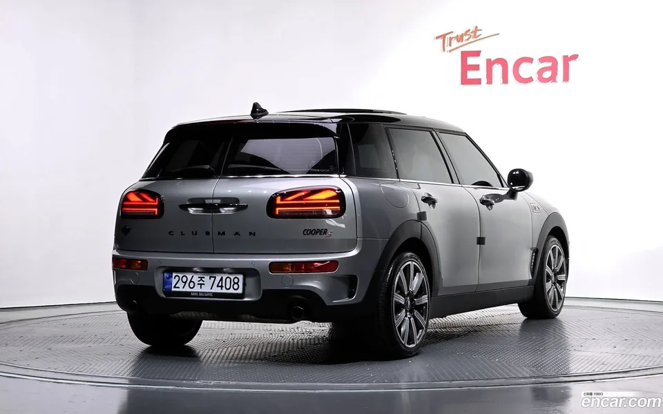 MINI Cooper S Clubman 2023 — миниатюра 2