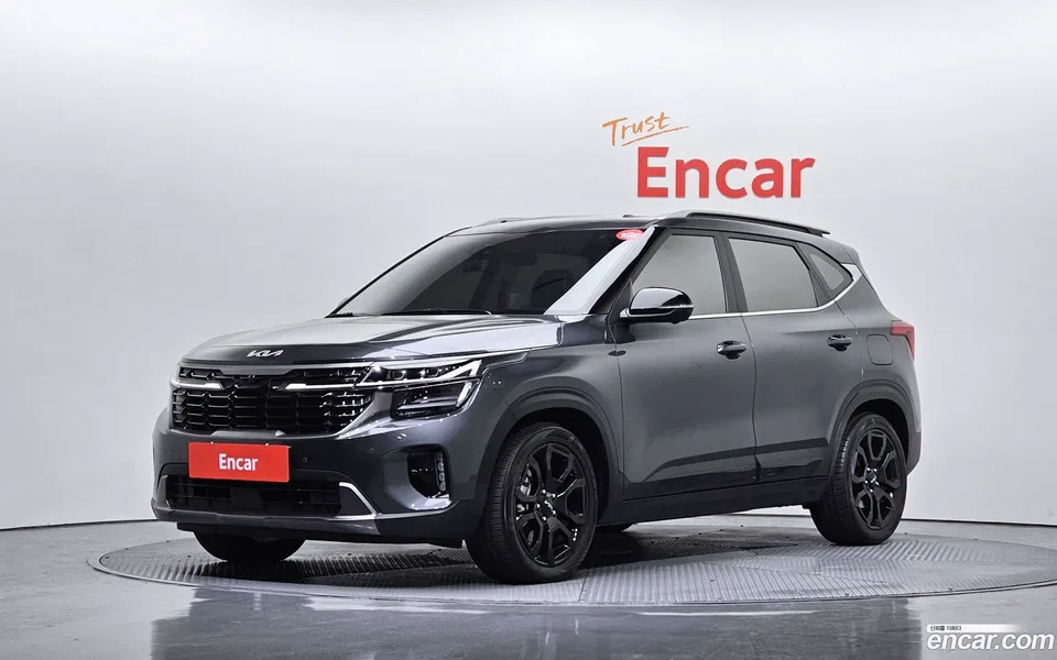 Kia Seltos 1.6 4WD 2022 — фото 1, купить с доставкой в Москву