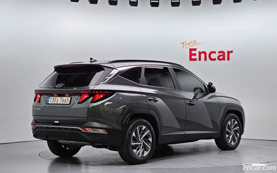 Hyundai Tucson 1.6 2WD 2022 — миниатюра 2