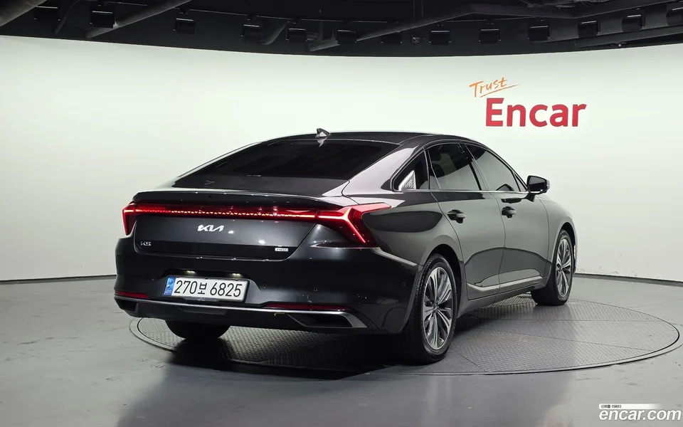 Kia K8 Hybrid 2023 — миниатюра 2
