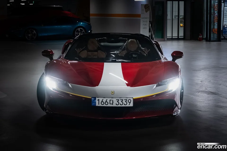 Ferrari SF90 Spider 4.0 2023 — миниатюра 2