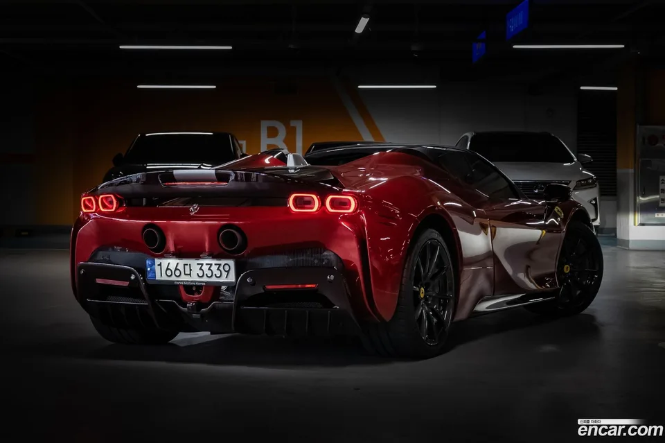 Ferrari SF90 Spider 4.0 2023 — миниатюра 5