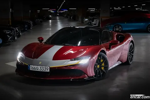 Ferrari SF90 Spider 2023 купить в Москве