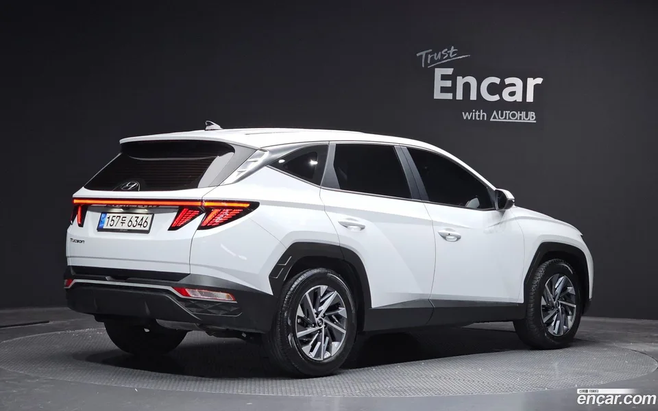 Hyundai Tucson 2.0 2WD 2022 — миниатюра 2