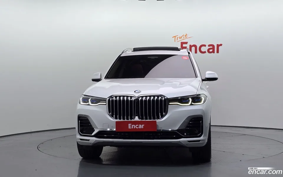 BMW X7 xDrive 40i 6 2022 — миниатюра 3