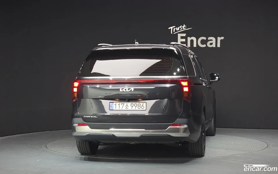 Kia Carnival 9 2023 — миниатюра 4