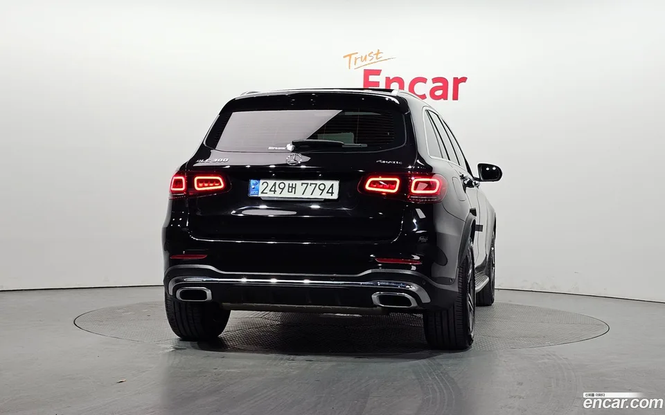 Mercedes-Benz GLC-Class GLC300 4MATIC 2022 — миниатюра 4
