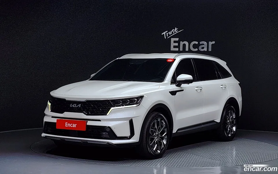 Kia Sorento 2.5T 2WD 2022 — фото 1, купить с доставкой в Москву