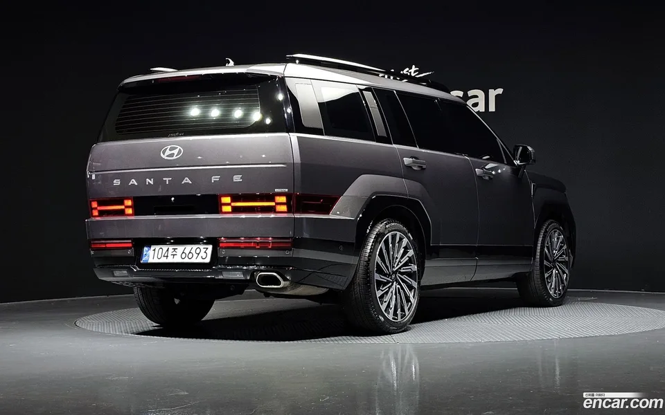 Hyundai SantaFe 2.5T 2WD 2023 — миниатюра 2