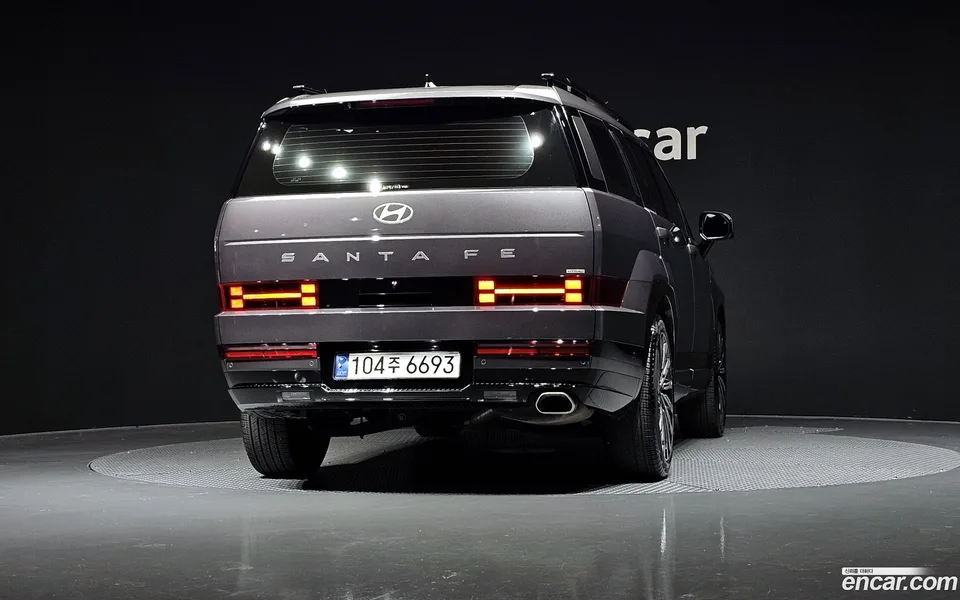 Hyundai SantaFe 2.5T 2WD 2023 — миниатюра 4