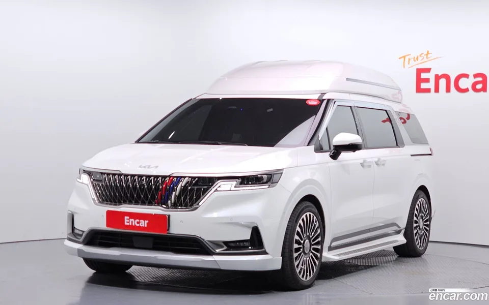 Kia Carnival 9 2023 — фото 1, купить с доставкой в Москву