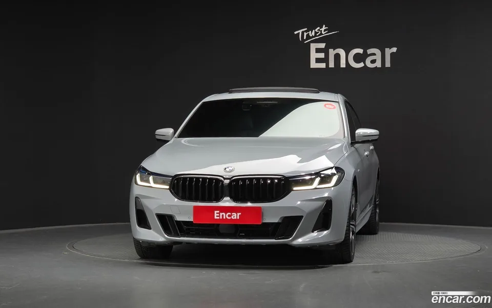 BMW 6 Series GT 630i xDrive M 2022 — миниатюра 3