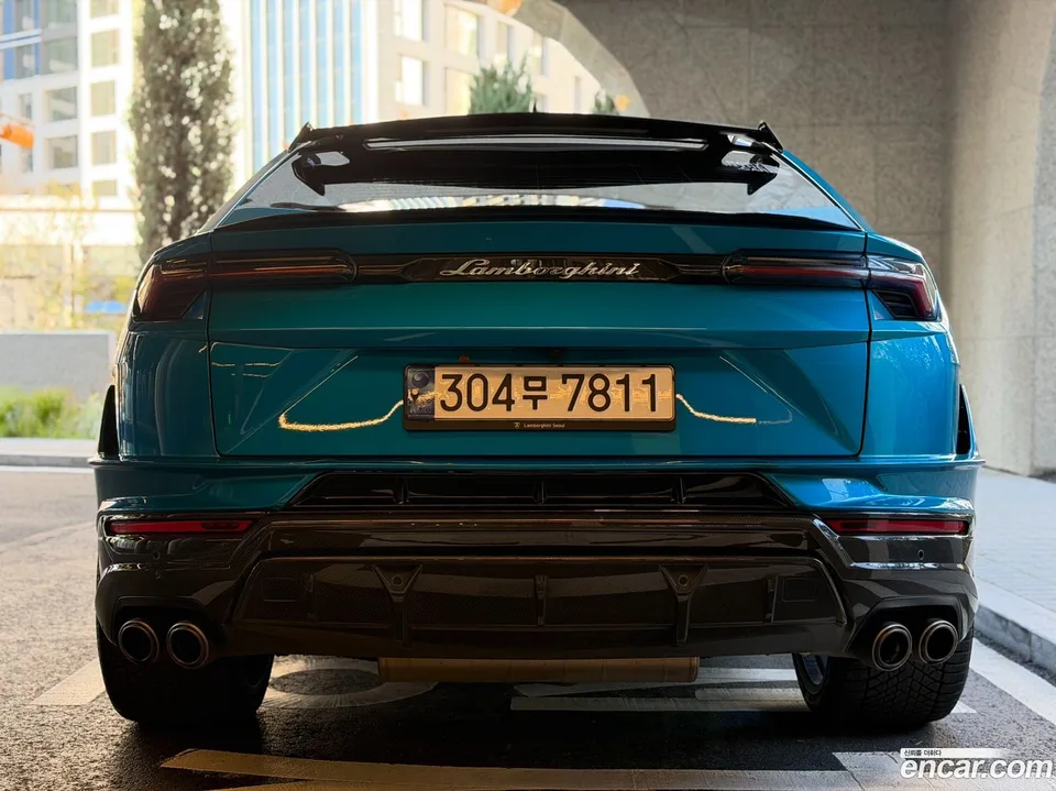 Lamborghini Urus 4.0 V8 2023 — миниатюра 4