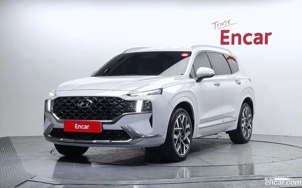 Hyundai SantaFe 2.5T 2WD 2022 — фото 1, купить с доставкой в Москву