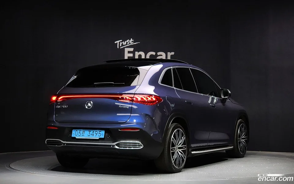 Mercedes-Benz EQE SUV EQE500 4MATIC 2023 — миниатюра 2