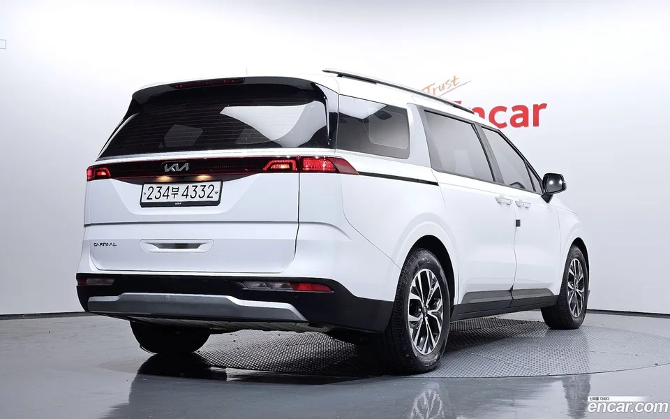 Kia Carnival 9 2022 — миниатюра 2