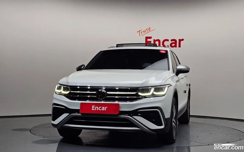 Volkswagen Tiguan Allspace 2.0 TSI 2024 — миниатюра 3