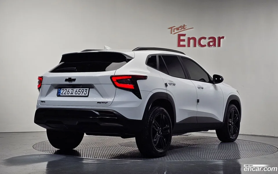 Chevrolet Trax Crossover 1.2 ACTIV 2024 — миниатюра 2
