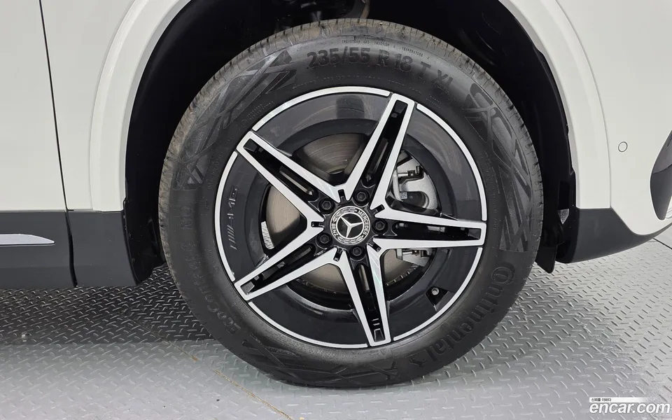Mercedes-Benz EQA EQA250 AMG 2024 — миниатюра 5