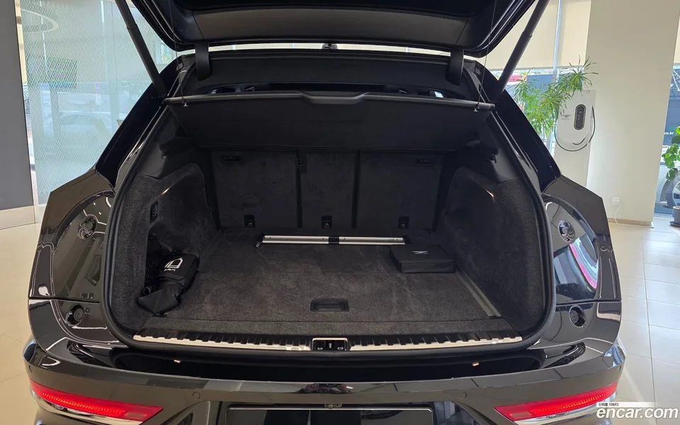 Bentley Bentayga 4.0 V8 2025 — миниатюра 5