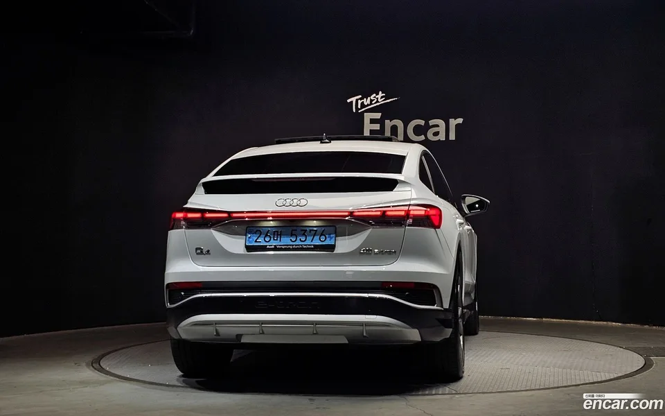 Audi Q4 e-tron 40 2022 — миниатюра 4