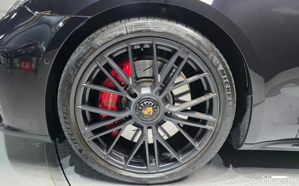 Porsche Panamera (976) 4.0 GTS 2025 — миниатюра 5
