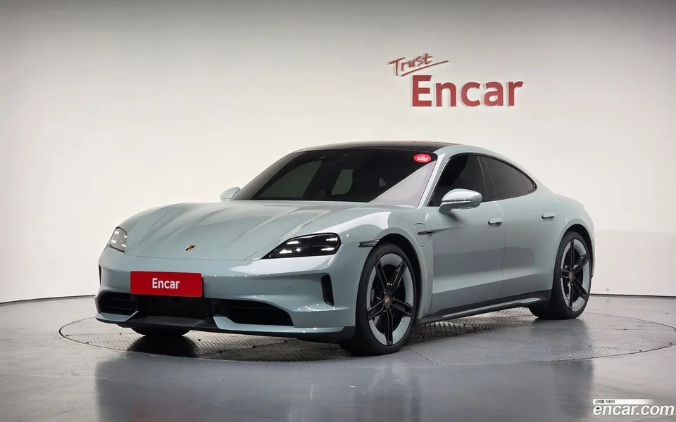 Porsche Taycan 4S 2025 — фото 1, купить с доставкой в Москву