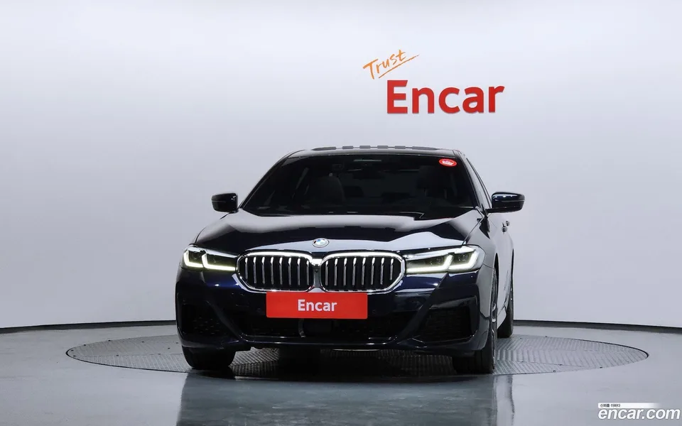 BMW 5 Series 523d M 2023 — миниатюра 3