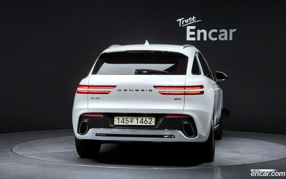 Genesis GV70 2.5T AWD 2023 — миниатюра 4