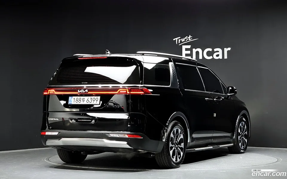 Kia Carnival 7 2022 — миниатюра 2