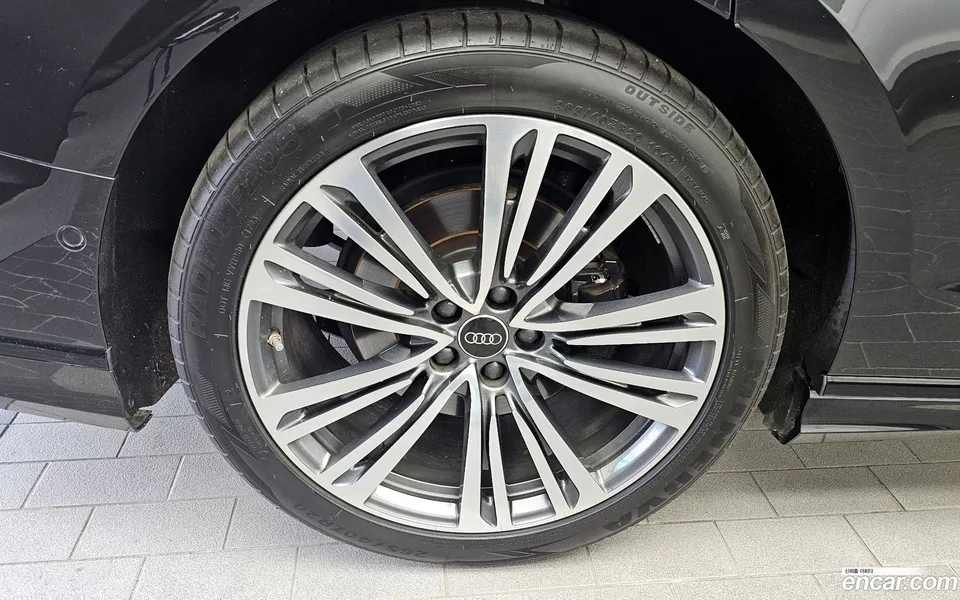 Audi A8 50 TDI 2023 — миниатюра 5