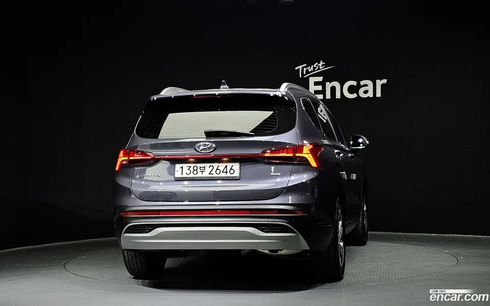 Hyundai Santa Fe 2.2 4WD 2022 — миниатюра 4