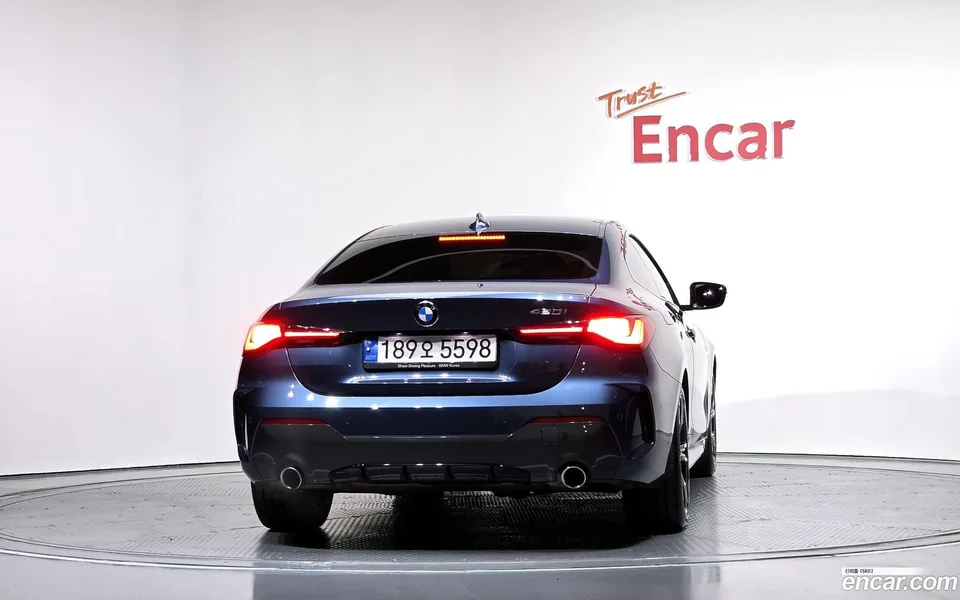 BMW 4 Series 420i M 2022 — миниатюра 4