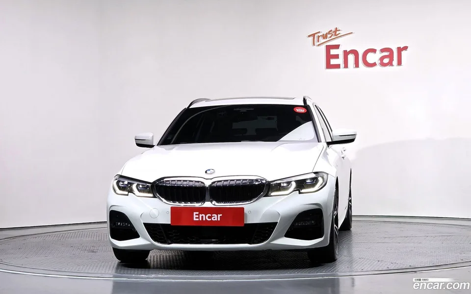 BMW 3 Series 320i M 2022 — миниатюра 3