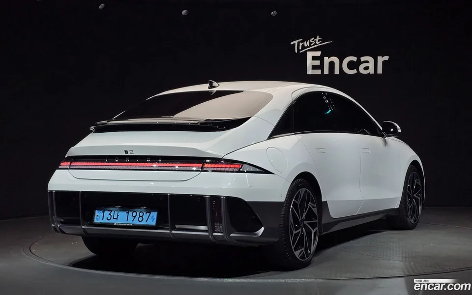 Hyundai Ioniq 6 AWD 2022 — миниатюра 2