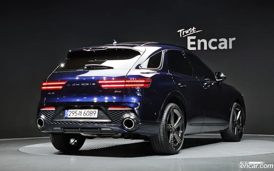Genesis GV70 2.5T AWD 2023 — миниатюра 2