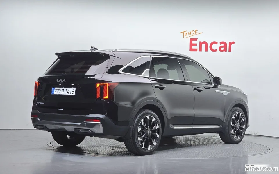 Kia Sorento 2.5T 2WD 2024 — миниатюра 2