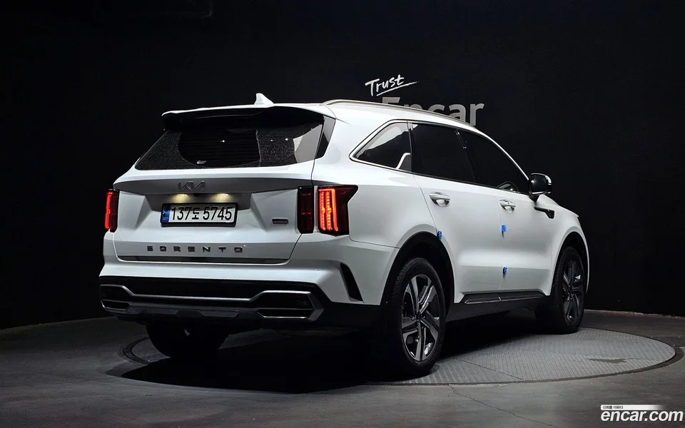 Kia Sorento HEV 1.6 2WD 2022 — миниатюра 2