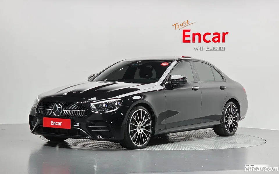 Mercedes-Benz E-Class E350 4MATIC AMG Line 2023 — фото 1, купить с доставкой в Москву