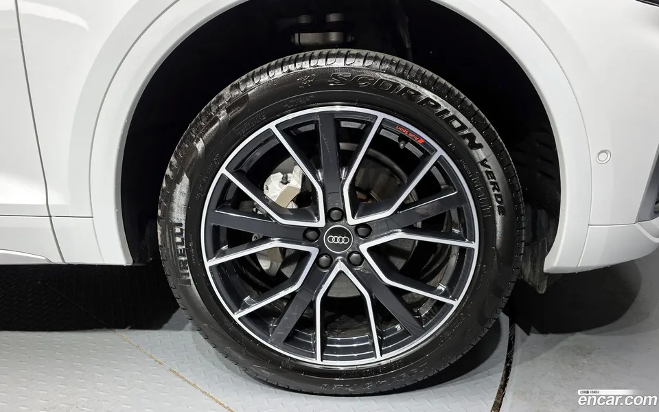 Audi Q5 45 TFSI 2024 — миниатюра 5