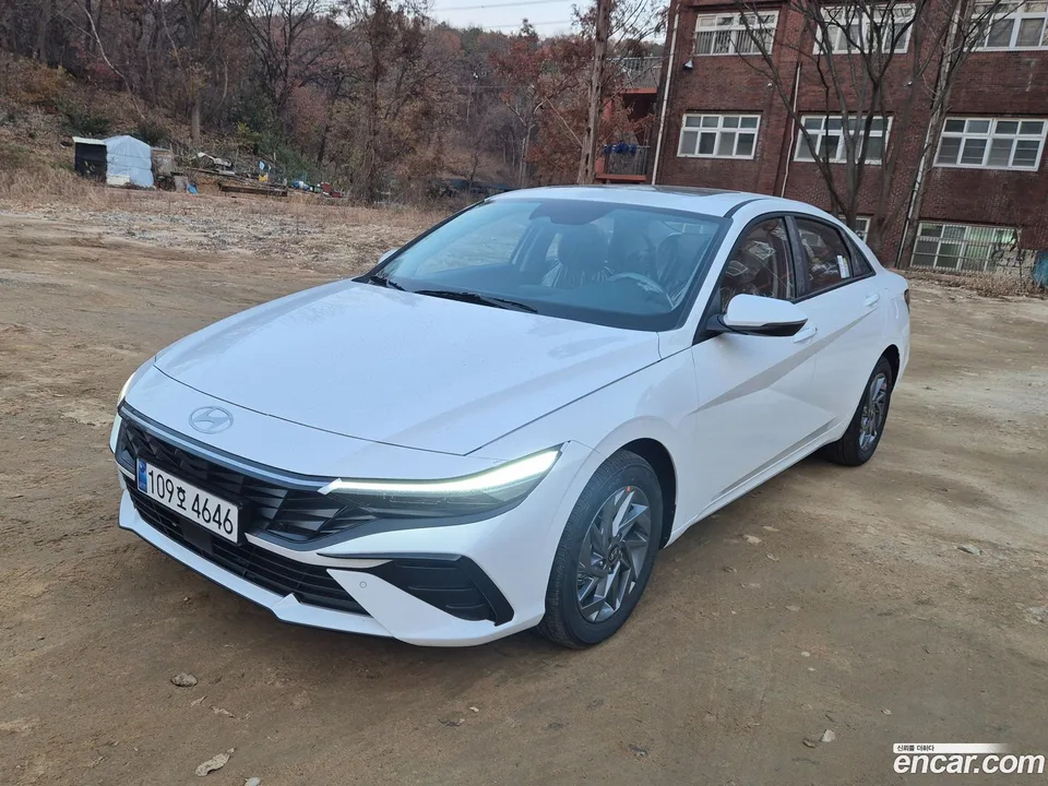 Hyundai Avante CN7 1.6 2025 — миниатюра 2