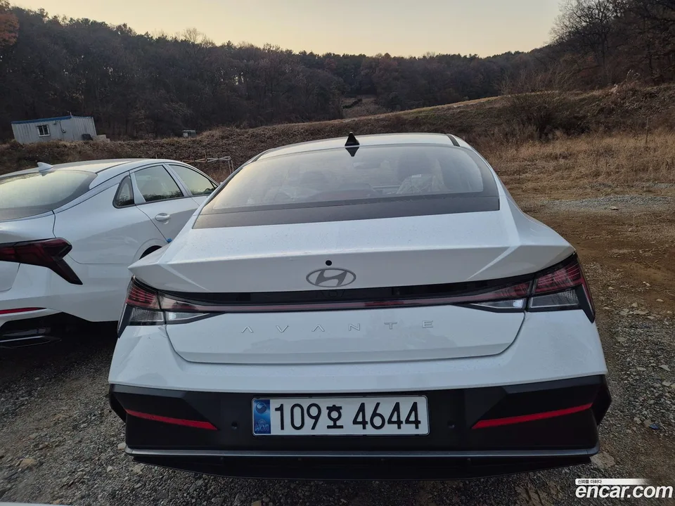 Hyundai Avante CN7 1.6 2025 — миниатюра 4
