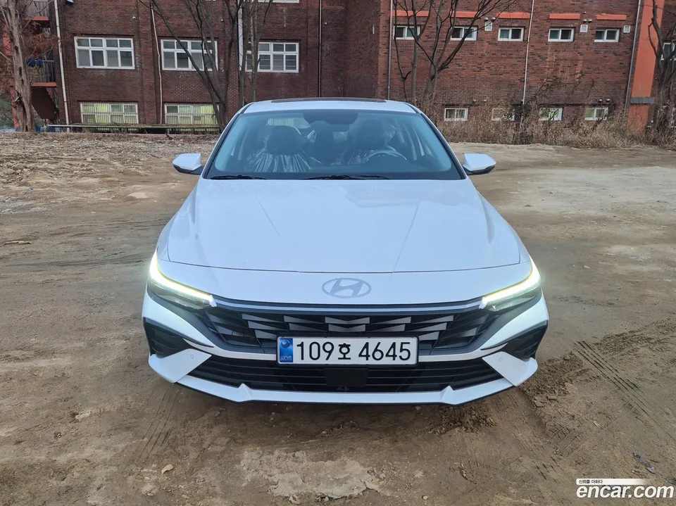 Hyundai Avante CN7 1.6 2025 — фото 1, купить с доставкой в Москву