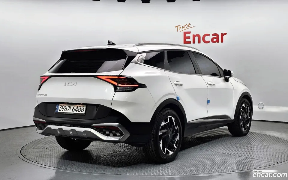 Kia Sportage 1.6 2WD 2022 — миниатюра 2