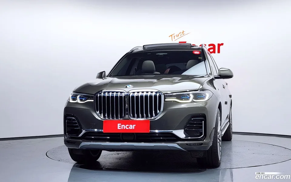 BMW X7 xDrive 40d 7 2022 — миниатюра 3