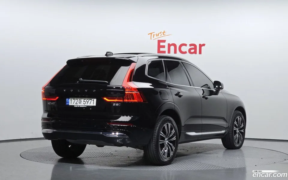 Volvo XC60 B5 2022 — миниатюра 2