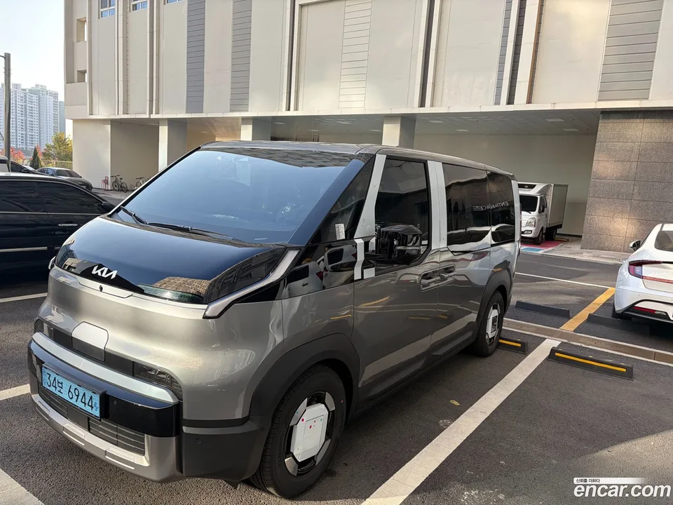 Kia PV5 2025 — миниатюра 2