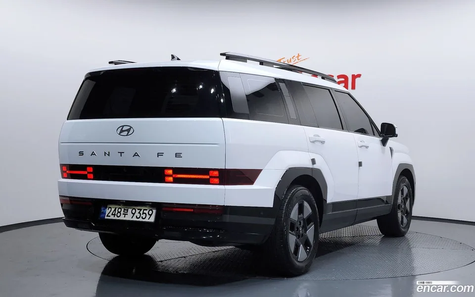 Hyundai Santa Fe HEV 1.6 2WD 2023 — миниатюра 2