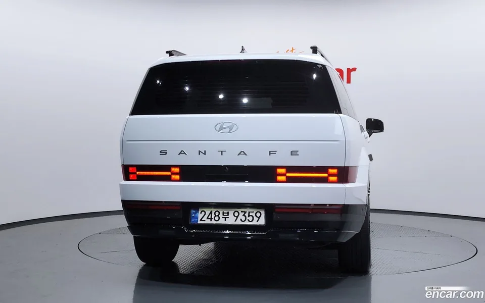 Hyundai Santa Fe HEV 1.6 2WD 2023 — миниатюра 4
