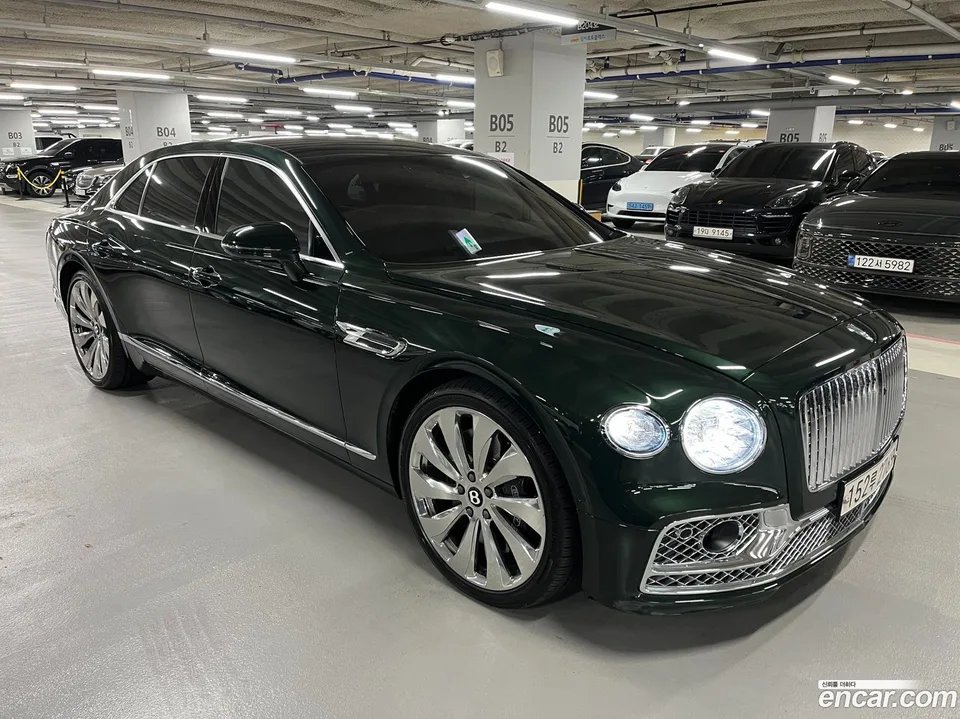 Bentley Flying Spur 4.0 2022 — миниатюра 2